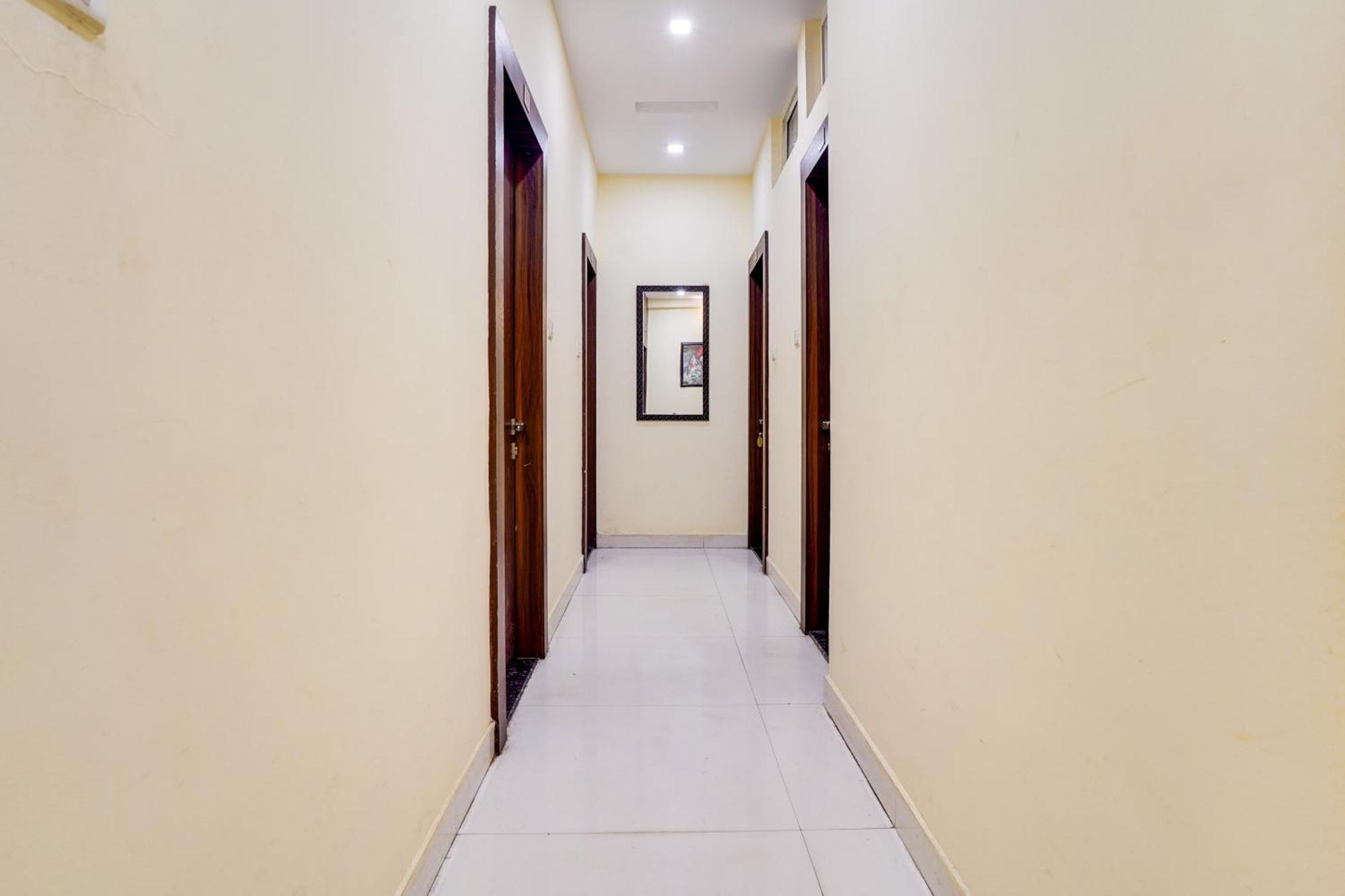 Hotel O Shri Vilas โบปาล ภายนอก รูปภาพ