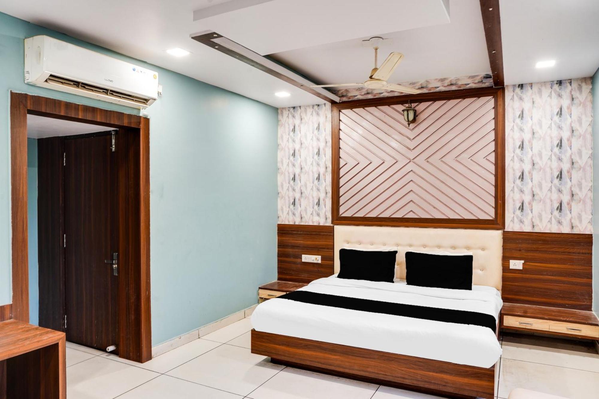 Hotel O Shri Vilas โบปาล ภายนอก รูปภาพ