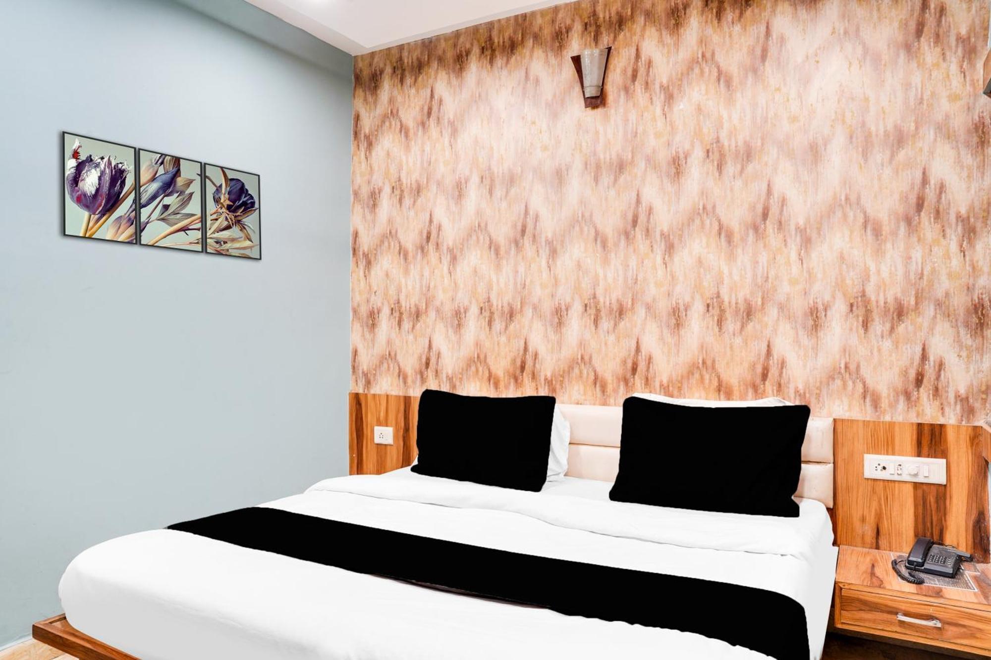 Hotel O Shri Vilas โบปาล ภายนอก รูปภาพ