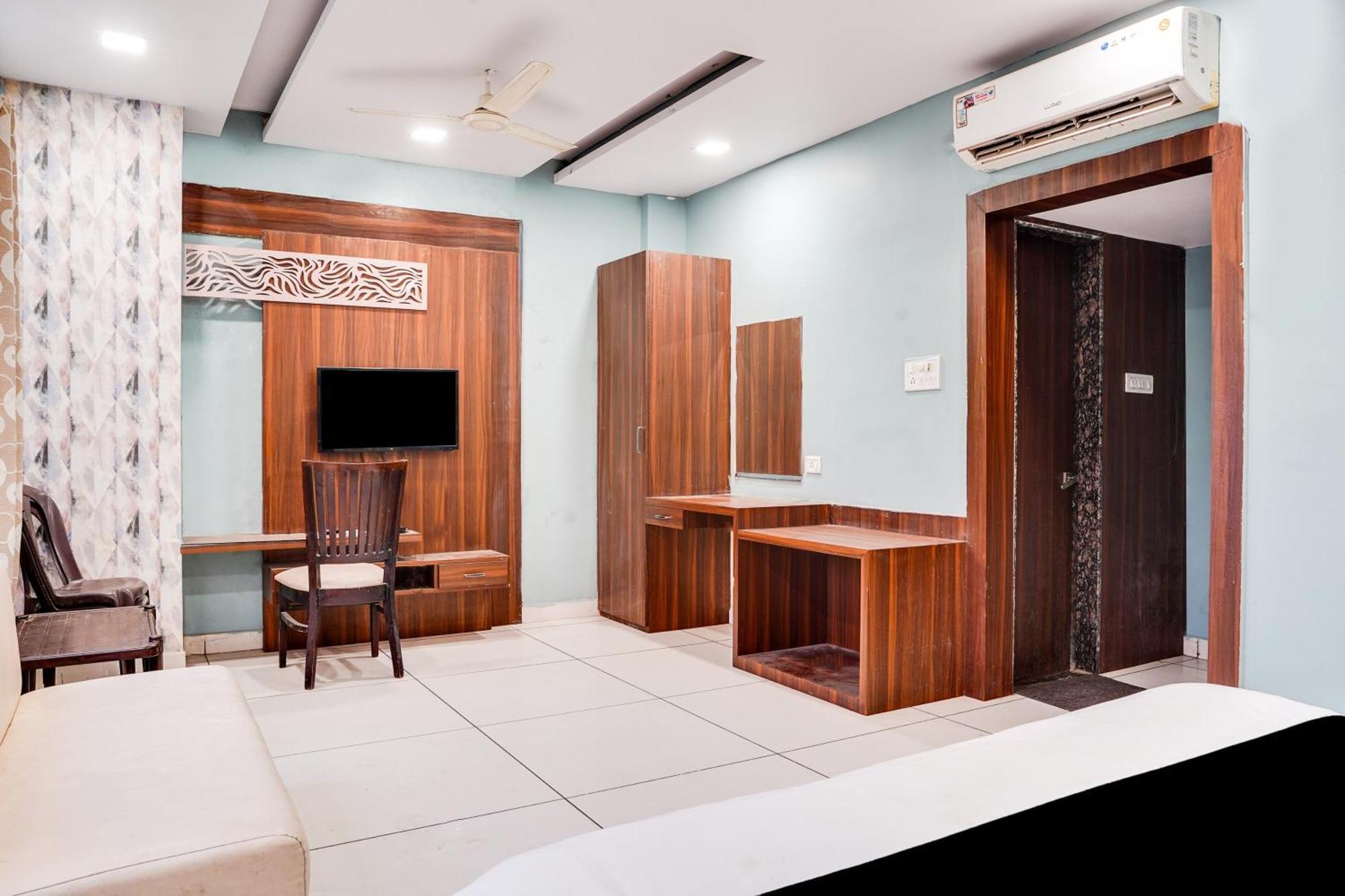 Hotel O Shri Vilas โบปาล ภายนอก รูปภาพ
